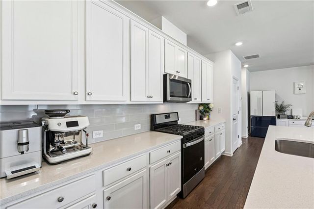 4083 Halton Road, Duluth, GA 30097
