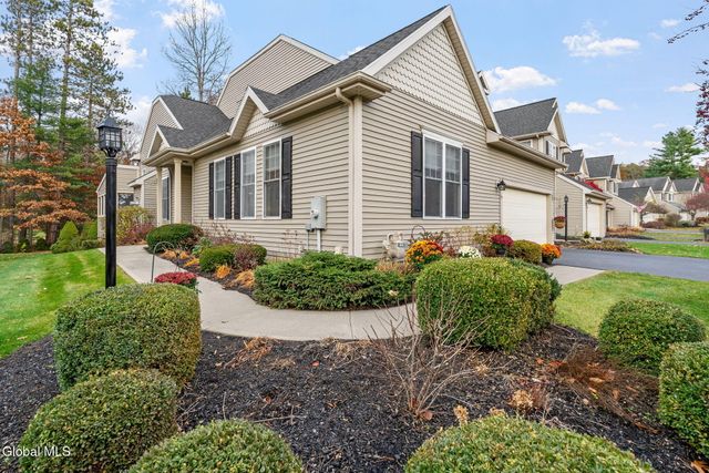 74 Claire Pass, Wilton, NY 12866