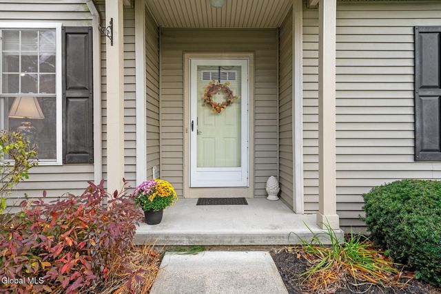 74 Claire Pass, Wilton, NY 12866