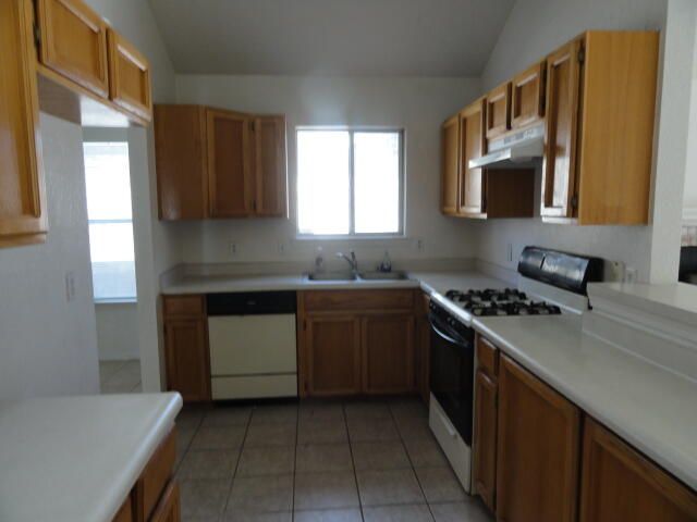 7736 LUZ DE CAMINO Way, El Paso, TX 79912