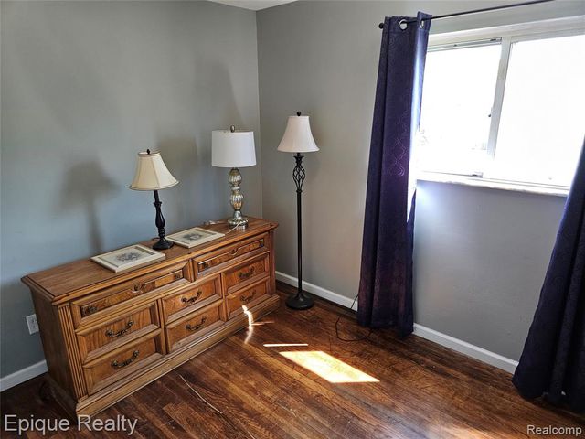 14337 Leonard Avenue, Warren, MI 48089