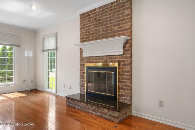 2929 Avon Rd, Louisville, KY 40220