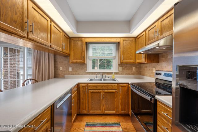 2929 Avon Rd, Louisville, KY 40220