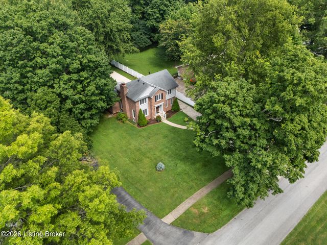 2929 Avon Rd, Louisville, KY 40220