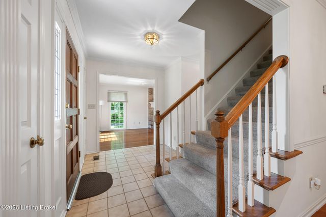 2929 Avon Rd, Louisville, KY 40220