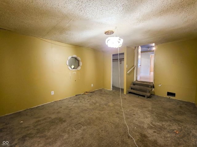 2228 Tippecanoe Street, Terre Haute, IN 47807