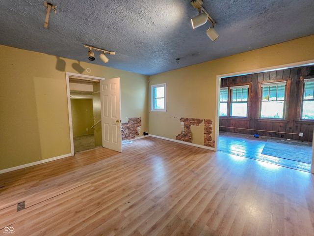 2228 Tippecanoe Street, Terre Haute, IN 47807