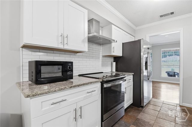 505 Sandhill Road, Savannah, GA 31410