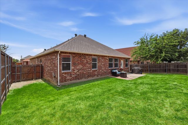 1905 Juniper Drive, Little Elm, TX 75068