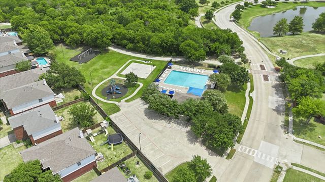 1905 Juniper Drive, Little Elm, TX 75068