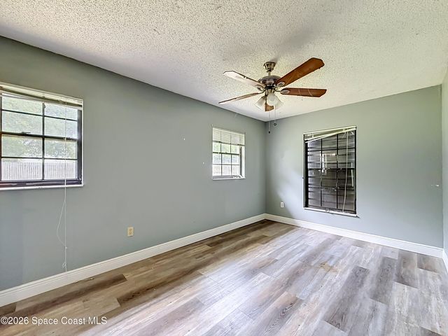 478 Karney Avenue NE, Palm Bay, FL 32907