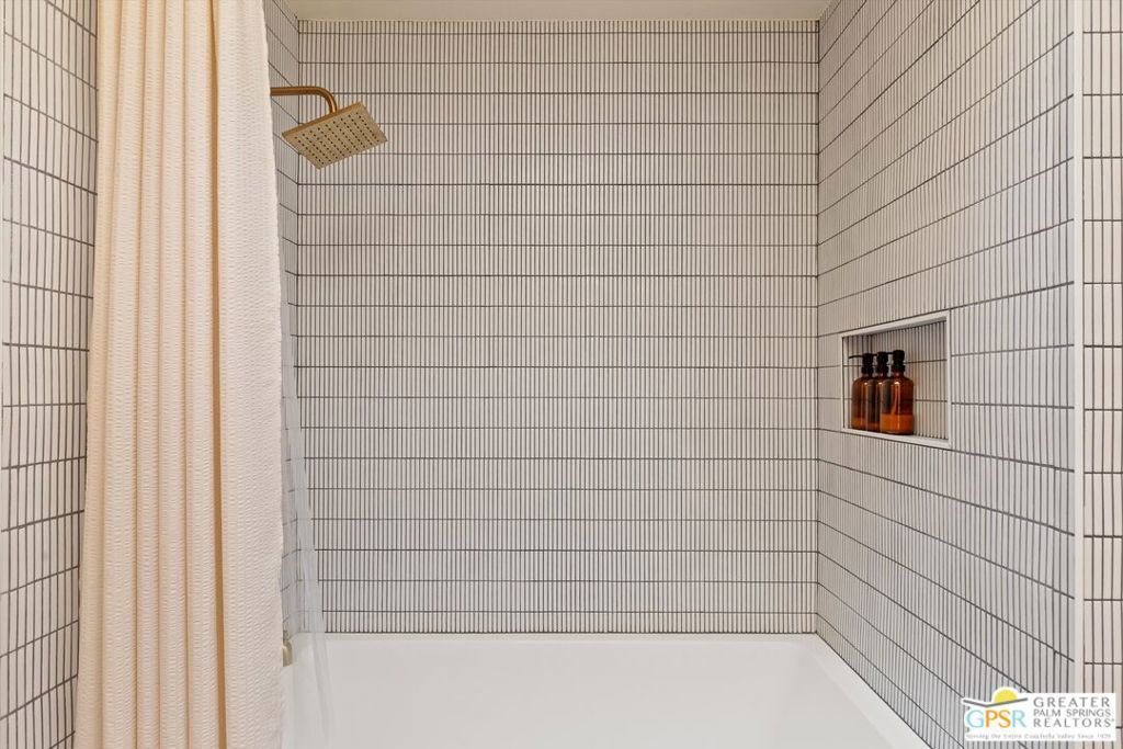 Image 27 of property listing at 48484 Adeline Way, Morongo Valley, CA 92256