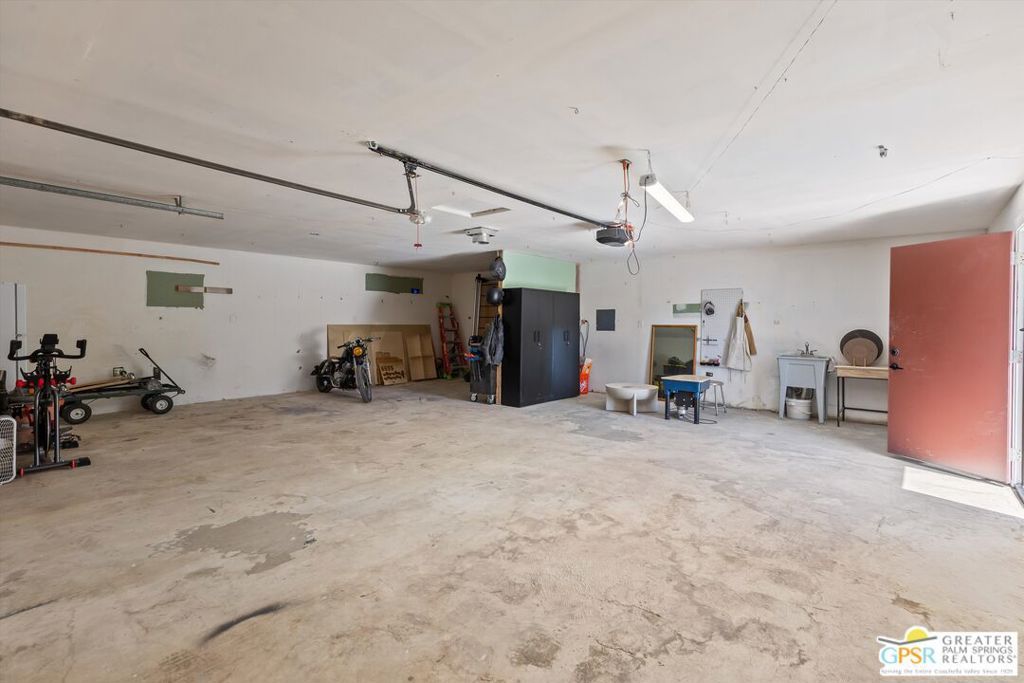 Image 47 of property listing at 48484 Adeline Way, Morongo Valley, CA 92256