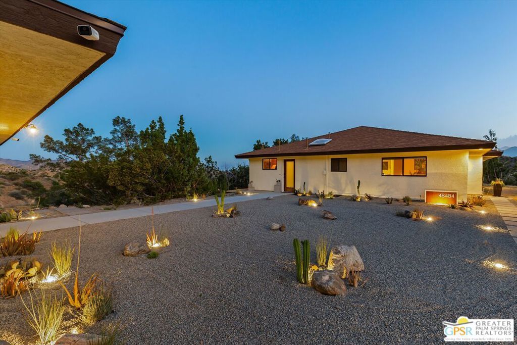 Image 58 of property listing at 48484 Adeline Way, Morongo Valley, CA 92256