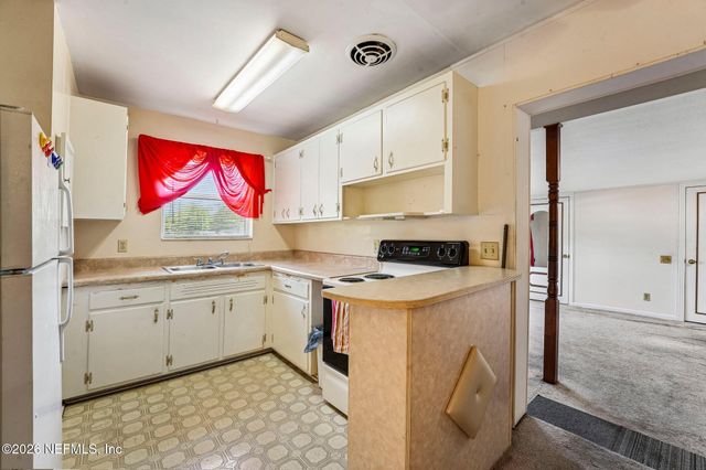 6552 BARTHOLF Avenue, Jacksonville, FL 32210