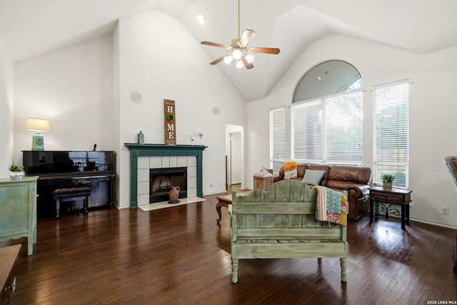 13539 Chappel Vw, San Antonio, TX 78249