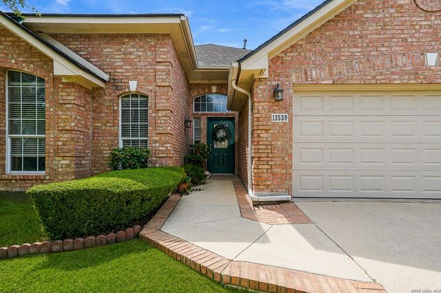 13539 Chappel Vw, San Antonio, TX 78249