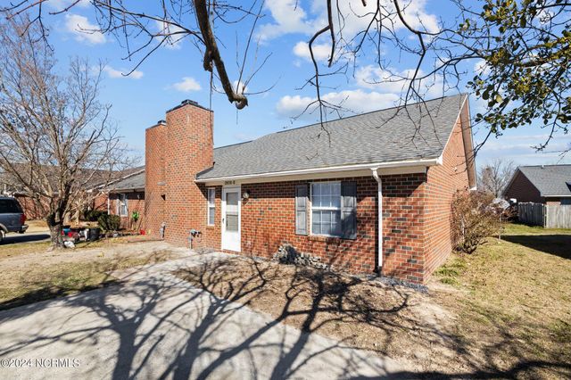 2606 Richard Drive B, Greenville, NC 27834