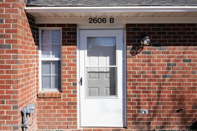 2606 Richard Drive B, Greenville, NC 27834