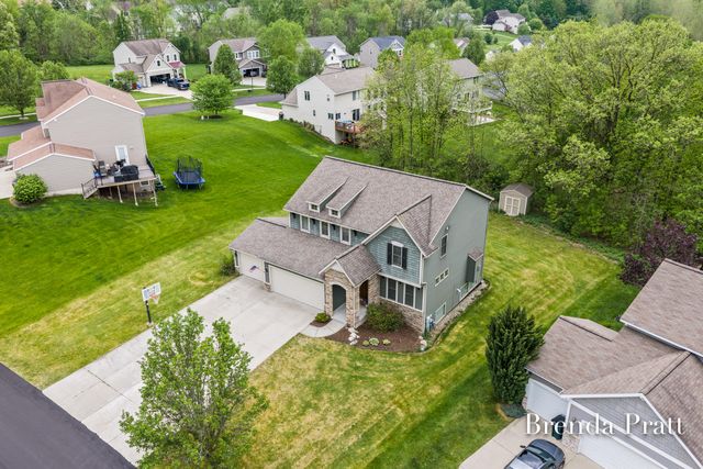 9845 Sunset Ridge Drive Ne, Algoma Twp, MI 49341