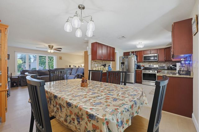39 Candy Ln, Brockton, MA 02301