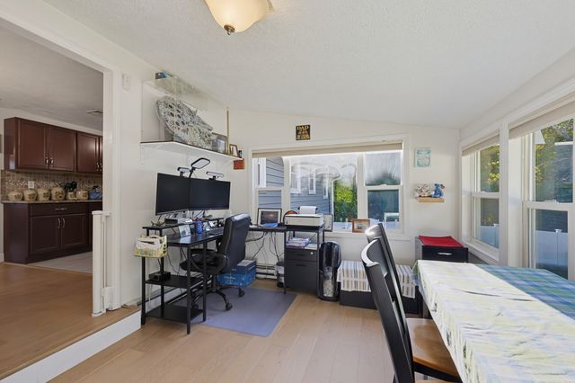39 Candy Ln, Brockton, MA 02301