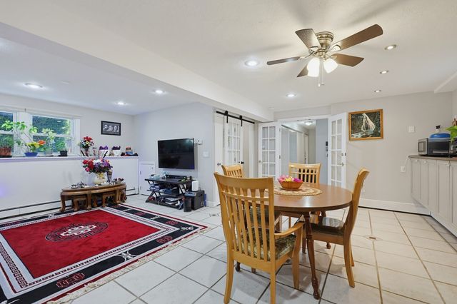 39 Candy Ln, Brockton, MA 02301