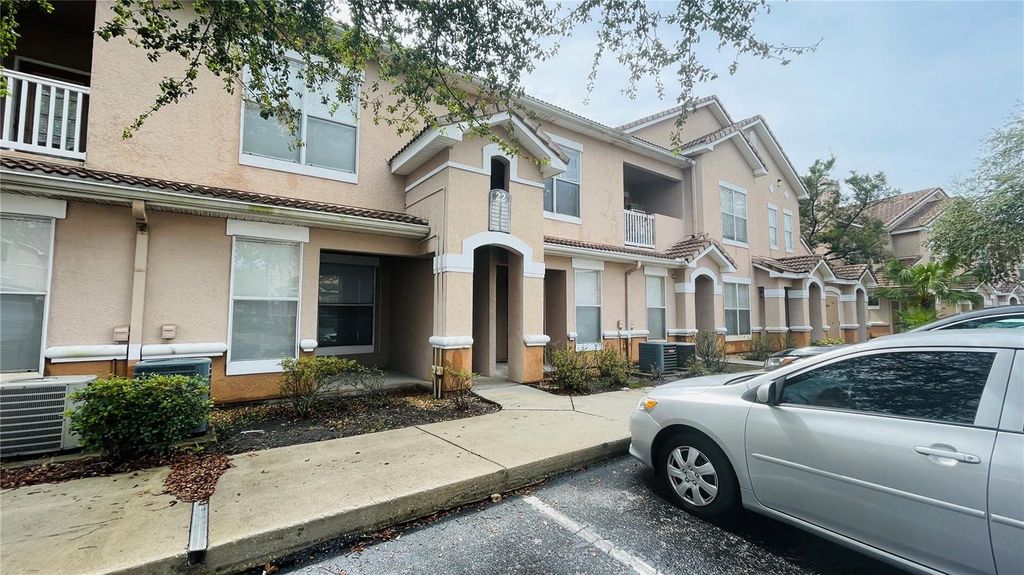 10519 VILLA VIEW CIRCLE 10519, Tampa, FL 33647
