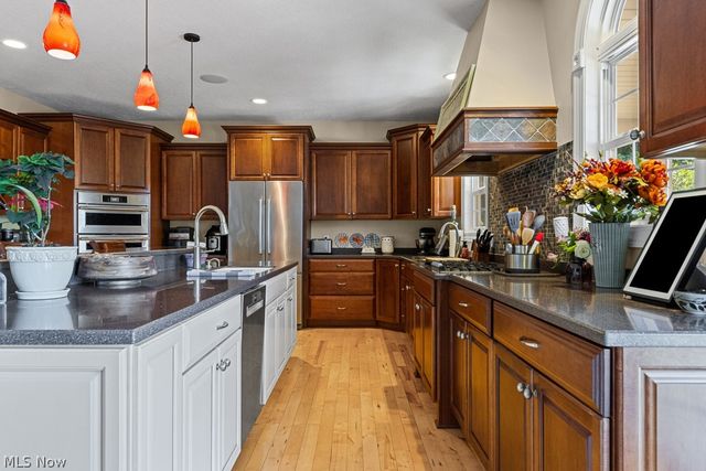 2820 Ashwood Drive, Alliance, OH 44601