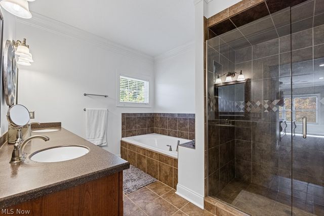 2820 Ashwood Drive, Alliance, OH 44601