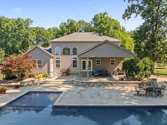 2820 Ashwood Drive, Alliance, OH 44601