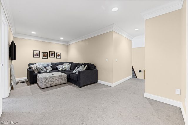 2820 Ashwood Drive, Alliance, OH 44601