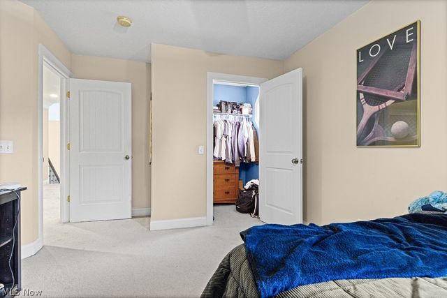 2820 Ashwood Drive, Alliance, OH 44601