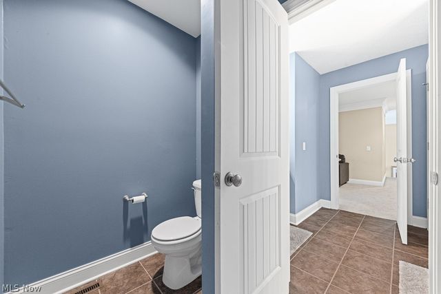 2820 Ashwood Drive, Alliance, OH 44601
