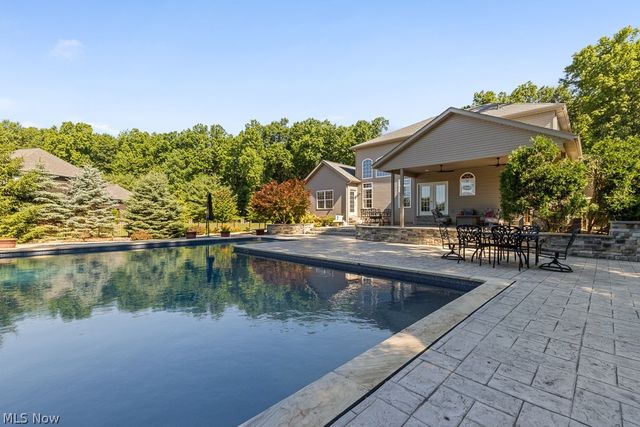 2820 Ashwood Drive, Alliance, OH 44601