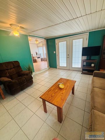 412 Sundial Circle, Port Isabel, TX 78578