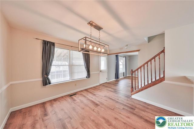 2565 Penns Ridge Boulevard, Forks Twp, PA 18040