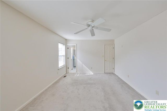 2565 Penns Ridge Boulevard, Forks Twp, PA 18040