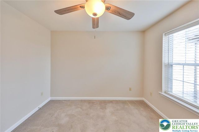 2565 Penns Ridge Boulevard, Forks Twp, PA 18040