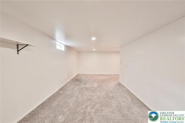 2565 Penns Ridge Boulevard, Forks Twp, PA 18040