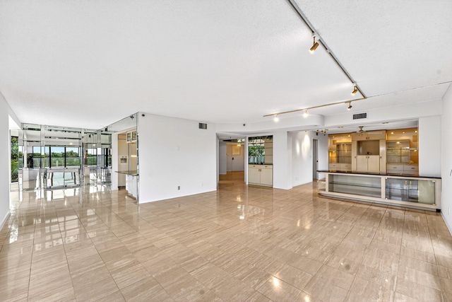 4605 S Ocean Boulevard 4c, Highland Beach, FL 33487