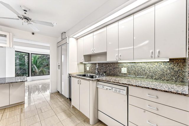 4605 S Ocean Boulevard 4c, Highland Beach, FL 33487