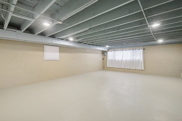 1711 W 43rd Street, Chicago, IL 60609