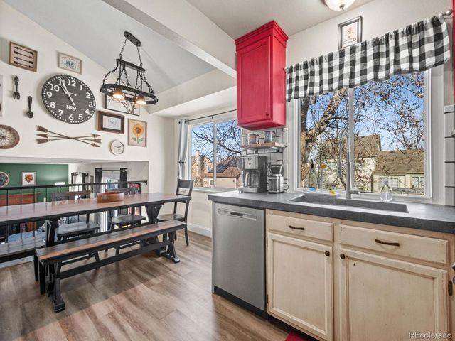 19877 E Brunswick Dr, Aurora, CO 80013