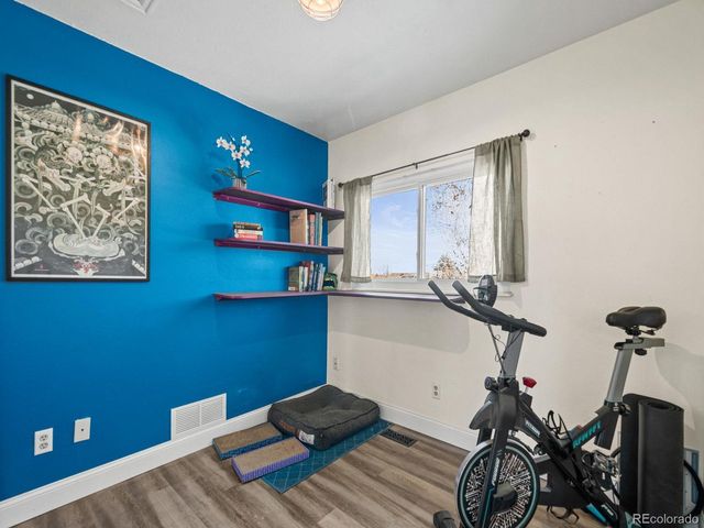 19877 E Brunswick Dr, Aurora, CO 80013