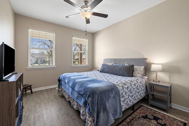 1720 Prather ST, Taylor, TX 76574