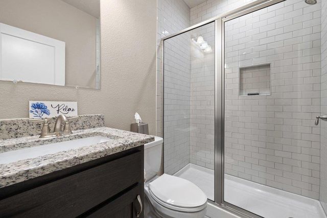 1720 Prather ST, Taylor, TX 76574