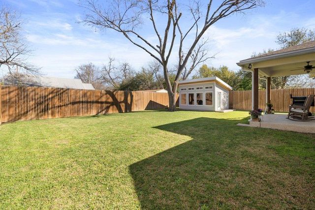 1720 Prather ST, Taylor, TX 76574