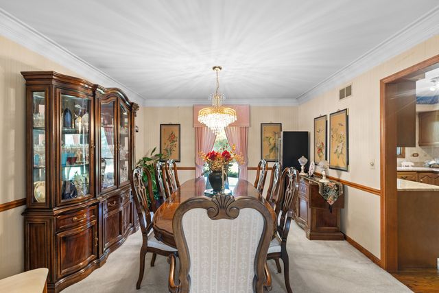 740 Cambridge Drive, Burr Ridge, IL 60527