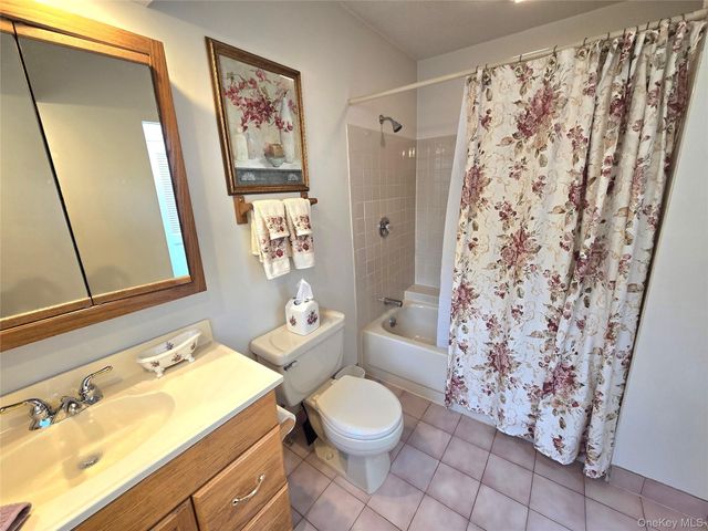 9 Milton Street, Sayville, NY 11782